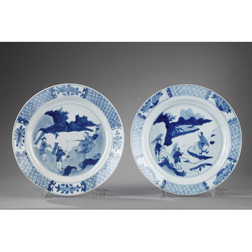 Pair of plates porcelain blue and white